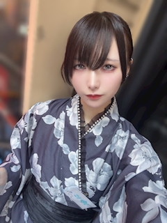 ゆに「ログイン🎐️🫧」