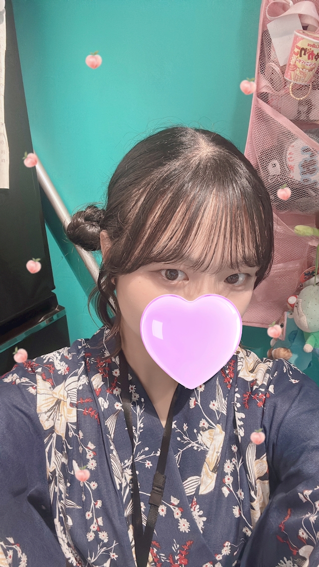 もも Girls Bar Lounge & Co.