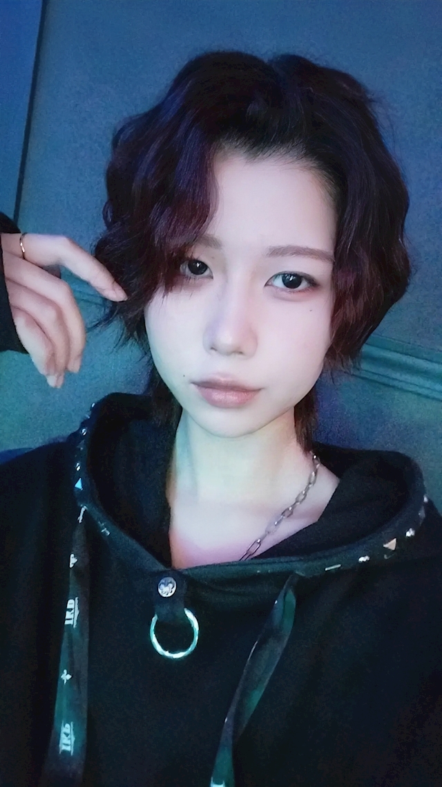 シオン👑イケメンパラドックス 男装コンカフェ イケメンパラドックス - 秋葉原のコンカフェ