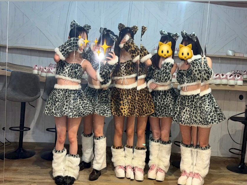 キャスト同士で撮影した仲良し写真