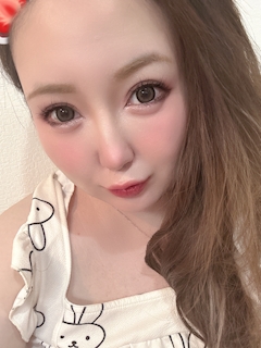プロフィール写真3・白川あゆ｜SouthernCross・サザンクロス - すすきのスナック