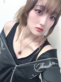 プロフィール写真3・みい｜中野 ガールズバー・アザロ