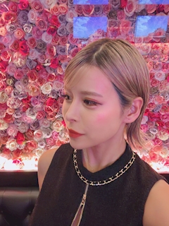 プロフィール写真4・🧚‍♀️🌹ゆい🌹🧚‍♀️｜GIRLS BAR PIXXXY・ピクシー - 八王子のガールズバー
