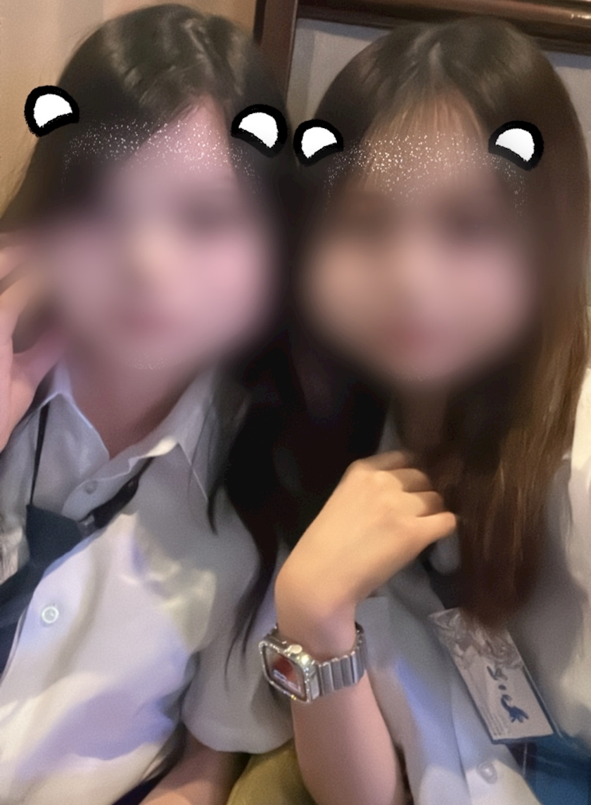 キャスト同士で撮影した仲良し写真
