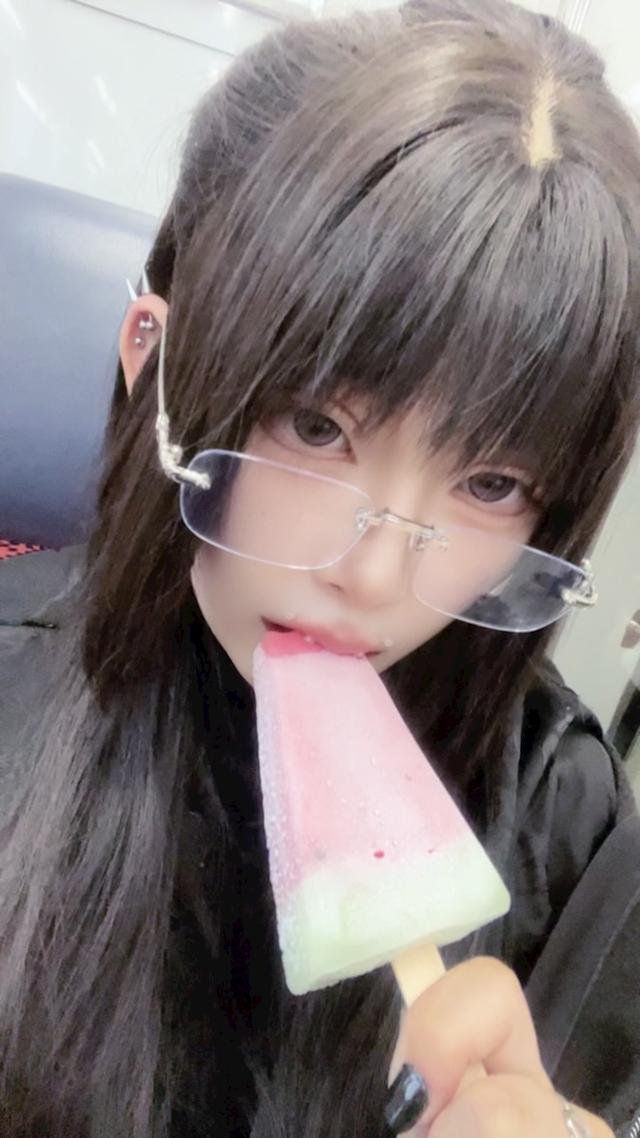 よな Girls Bar 鯉