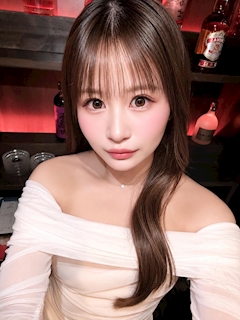 プロフィール写真2・櫻井 まり|Gallery ANNEX・ギャラリー アネックス - 岡崎のスナック