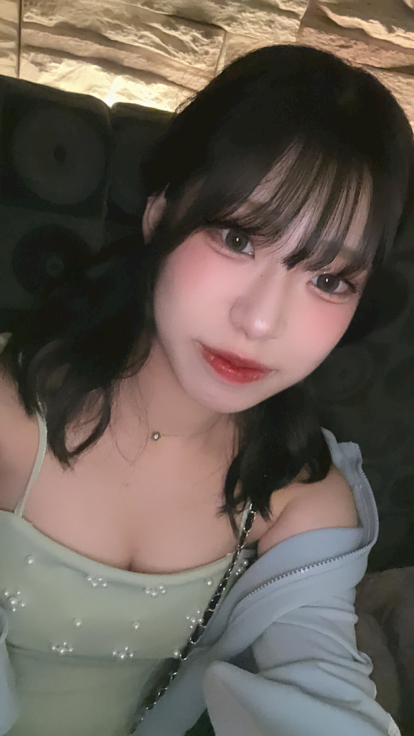 ゆか🍑💫