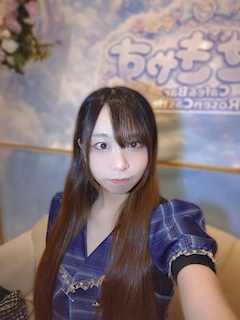 プロフィール写真1・なる｜ろぜきゃす・ロゼキャス - 池袋東口のコンカフェ