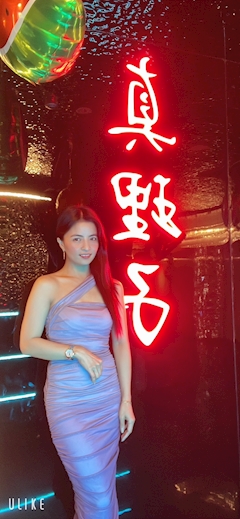プロフィール写真3・カティー｜真理子・マリコ - 名古屋 栄のインターナショナルパブ