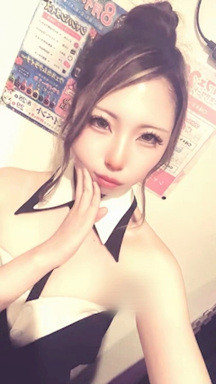 あい「お久しぶりですです^_−」