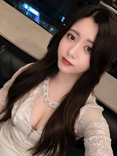 プロフィール写真2・すずか🎗️｜THE LOUNGE DYNAMITE. 西田辺・ザラウンジダイナマイト - 西田辺のラウンジ/クラブ