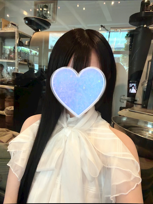 みみ MoonBlue
