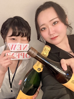 さやか「シャンパン飲みたい気分•*¨*•.¸¸♬︎」