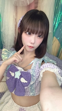 最近ブログを始めた女の子