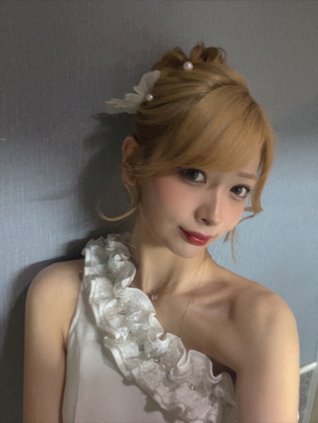 プロフィール写真3・鳳条 えりか|