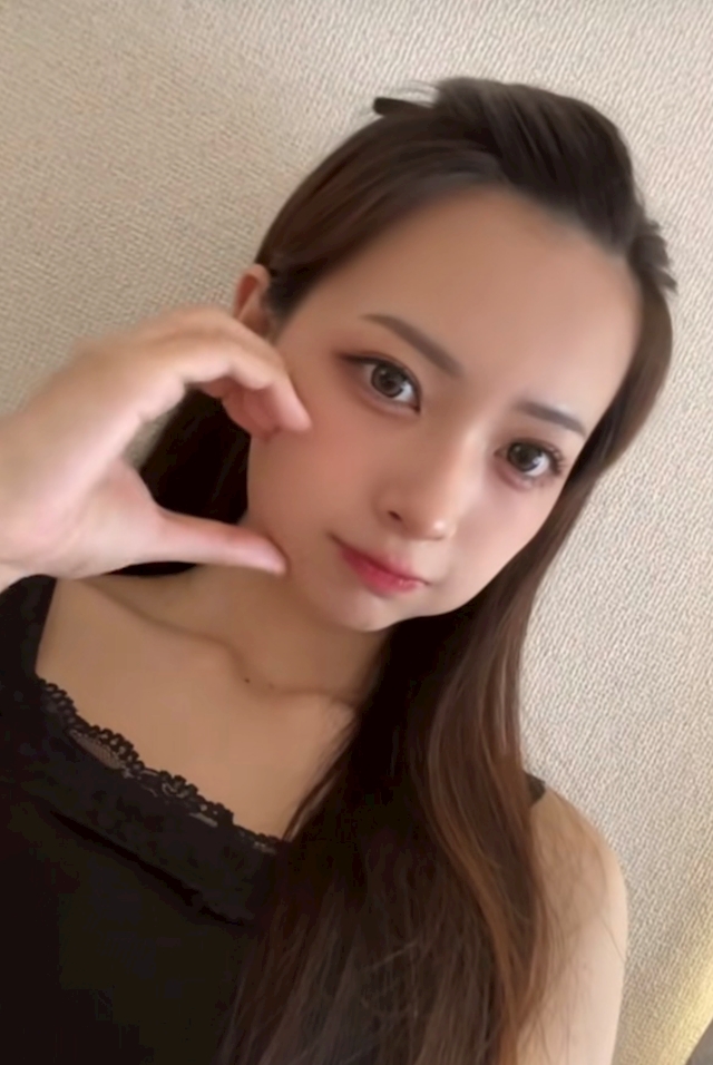 プロフィール写真2・鳳条 えりか|