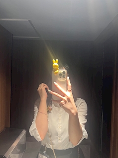 プロフィール写真3・すず シュシュ新橋烏森口店|ChouChou Shinbashi・シュシュ新橋烏森口店 - 新橋のキャバクラ