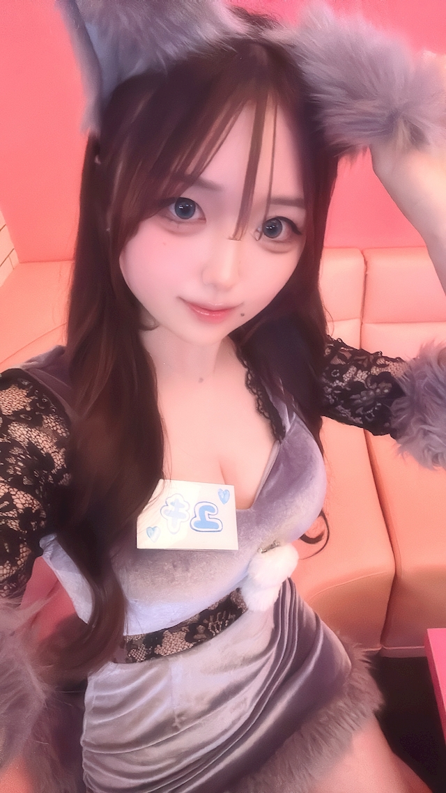 ユキ🐺オオカミちゃんカフェ広島🐺 オオカミちゃんカフェ広島店