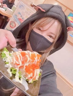 プロフィール写真4・アングラーしいなε( ε ˙³˙)з【本八幡 熟女】|GILRS LOUNGE 熟女 - 本八幡の熟女パブ/熟女キャバクラ