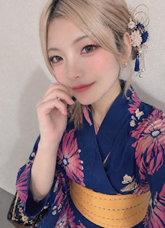さとみ