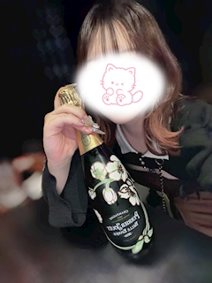 プロフィール写真3・さちこ【朝昼ふくろう】|ふくろう - 池袋西口のガールズバー