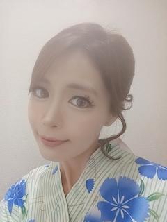 月