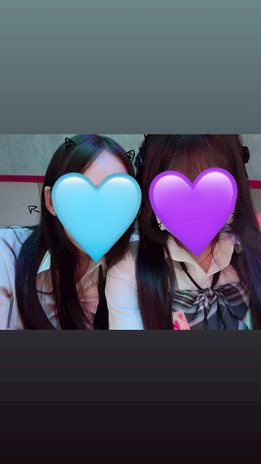 キャスト同士で撮影した仲良し写真