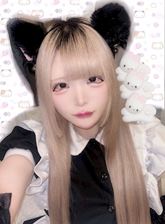 プロフィール写真9・しぃな｜Cafe & Bar Lumière de l'aube るみえる・ルミエール ドゥ ローブ ルミエル - 東心斎橋のコンカフェ