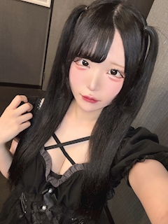 プロフィール写真1・しぃな|Cafe & Bar Lumière de l'aube るみえる・ルミエール ドゥ ローブ ルミエル - 東心斎橋のコンカフェ