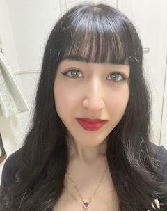 しおり🎀☆*:.｡.