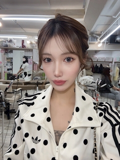 プロフィール写真1・美紅|TSUBAKI LOUNGE 北新地店・ツバキラウンジ - 北新地のキャバクラ