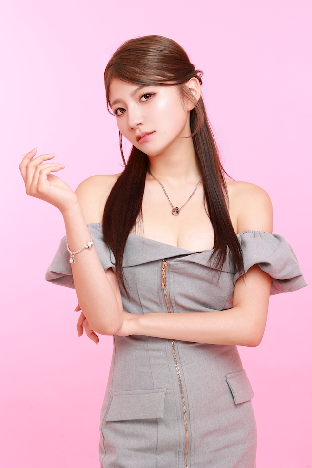 プロフィール写真2・笑顔　にいな｜