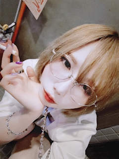 プロフィール写真3・すず|GIRLS BAR OFFICE CUTE・オフィスキュート - 鶴見駅西口のガールズバー