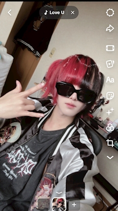 プロフィール写真6・えと|鳥100mixBAR・トリヒャクミックスバー - 船橋のオカマ/ニューハーフ