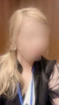 プロフィール写真1・りか(昼の部)｜I-R-O-H-A・イロハ - 名古屋 金山のスナック