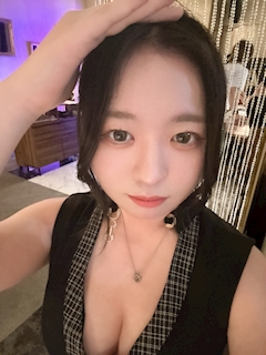 プロフィール写真2・ロイヤル|GALSBAR&LOUNGE・ギャルズバー - 池袋東口のガールズバー