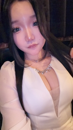 プロフィール写真2・みこ｜CLUB LAFE・リーフ - 神田のキャバクラ