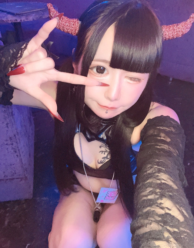 めろ Succubus&Angel MORRIGAN