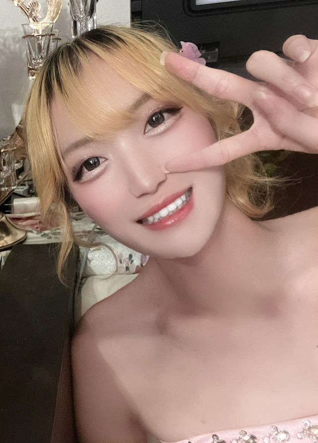 もも Elegance Queen