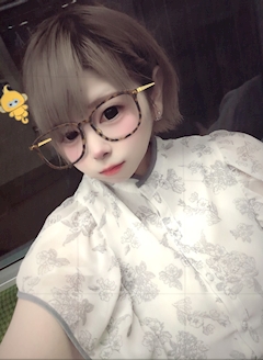 プロフィール写真1・りく｜WEDGE KOBE・ウェッジ - 三宮のスナック