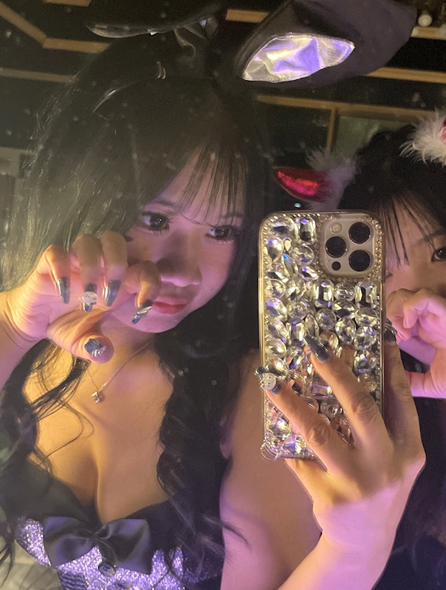 あいら GIRLS BAR LOKI