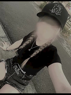 プロフィール写真1・かな|森のかくれんぼ - 日野のパブ/スナック