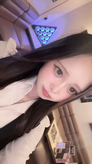 なつき🐺オオカミちゃん🐺のプロフ動画