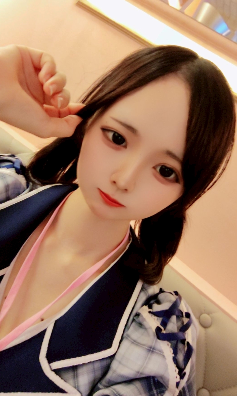 灰谷蘭の事を灰谷蘭と呼ぶのを辞めたいけど、なんて呼ぶのが正解か分からない。竜胆は竜胆なのに。ココはココ。もうココでしかない。ココやってさかわい。