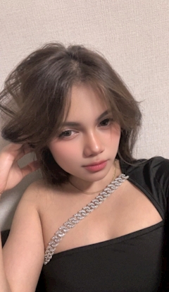 プロフィール写真9・百合｜真理子・マリコ - 名古屋 栄のインターナショナルパブ
