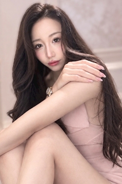 プロフィール写真3・徳井 麗華 ママ|くらぶ牡丹・ボタン - 岡崎のクラブ/ラウンジ