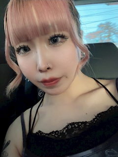 プロフィール写真1・しおん【新横浜 Kitty】|Cafe & Bar Kitty・キティ - 新横浜のガールズバー