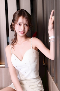 プロフィール写真3・みやび|THE CLUB AKASAKA・アカサカ - 赤坂・赤坂見附のキャバクラ
