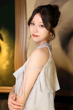 プロフィール写真2・すず|club Angel Feather 池袋・エンジェルフェザー - 池袋東口のキャバクラ