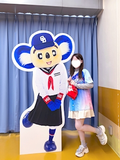プロフィール写真5・花宮えれな🌷|Mrs.CAFE 光・ミセスカフェ ヒカリ - 名古屋 錦の熟女パブ/熟女キャバクラ